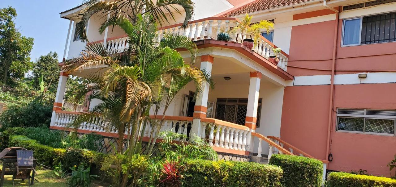 La Feve Beach Bed And Breakfast Entebbe Exterior foto