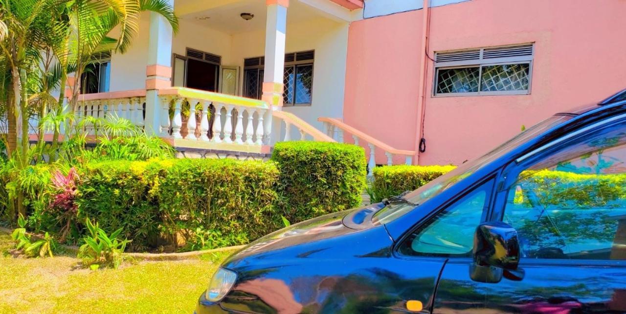 La Feve Beach Bed And Breakfast Entebbe Exterior foto